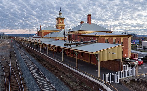 Albury railway station