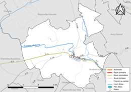 Carte en couleur présentant le réseau hydrographique de la commune