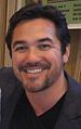 Dean Cain interpreta Casey Manning