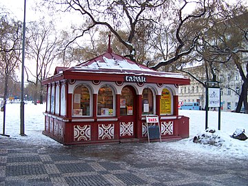 Rondokubistischer Kiosk am Hauptbahnhof in Prag (Pavel Janák)