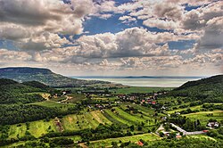 A Balaton 1989. március 17. óta a rámszari egyezmény hatálya alá tartozik, mint annak egyetlen magyarországi időszakosan védett területe[1]