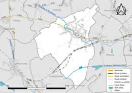 Carte en couleur présentant le réseau hydrographique de la commune