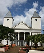 圣伯多禄-圣保罗教堂（法语：Église Saint-Pierre-Saint-Paul.JPG）