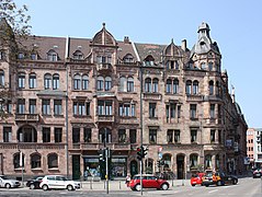 La place de l'hôtel de ville.