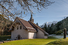 Vue de la chapelle Saint-Bruno de Bellevaux.