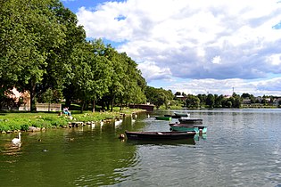 Łodzie przy promenadzie w Czaplinku